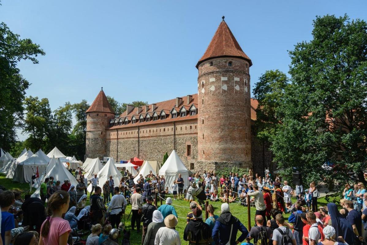 Pensjonat Srebrny Klon Bytów Buitenkant foto